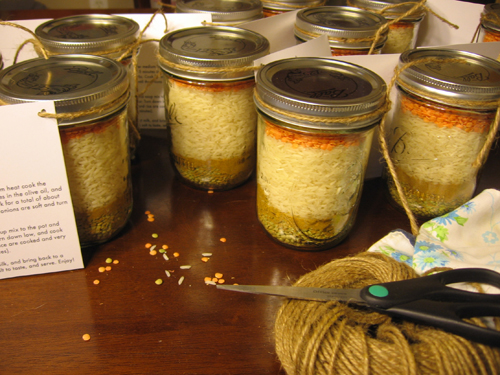 Last-Minute Gift Idea: Curried Lentil Soup Jars. 