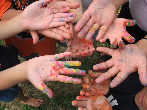 kids paint hands