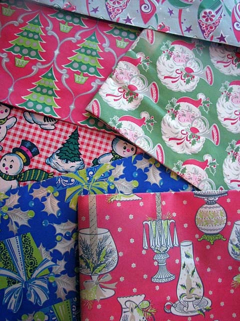 wrapping paper gift tags