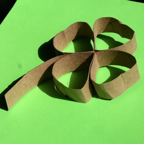 Make a Shamrock from a Toilet Paper Roll