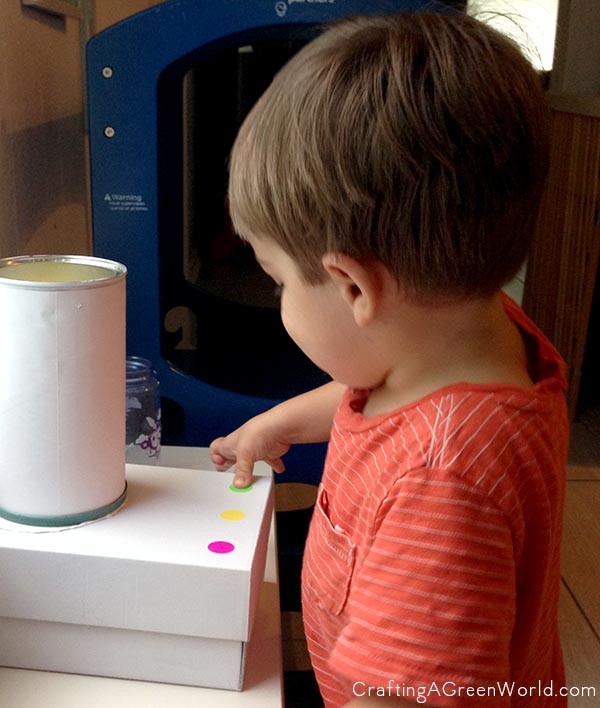 Turn an old coffee container into a DIY play blender for your kid's play kitchen. Then kick back, and watch the pretend play unfold!