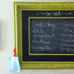 I love the look of a framed chalkboard, but those suckers are expensive! Here’s how to make a DIY framed chalkboard for under $25!