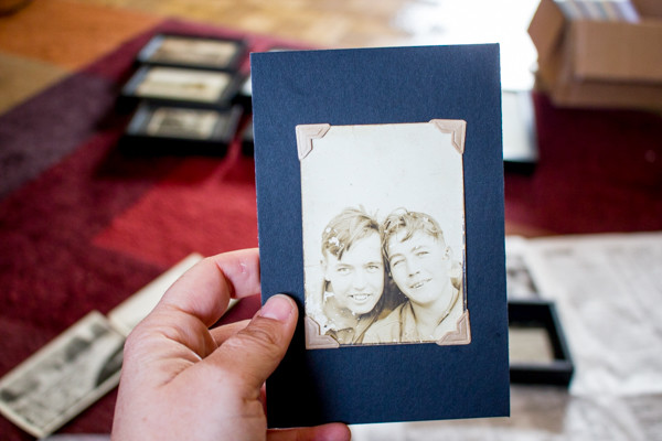 How to Display Vintage Photographs