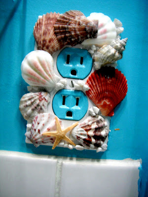 Seashell Makeover Light Switch from Variety O'Variety Blog