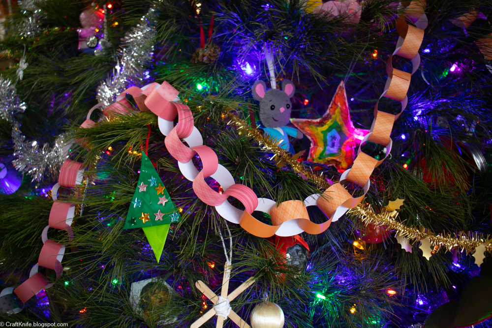 Paper Chains and Wrapping Paper Buntings: Two Dozen DIY Paper Garlands and Hangings